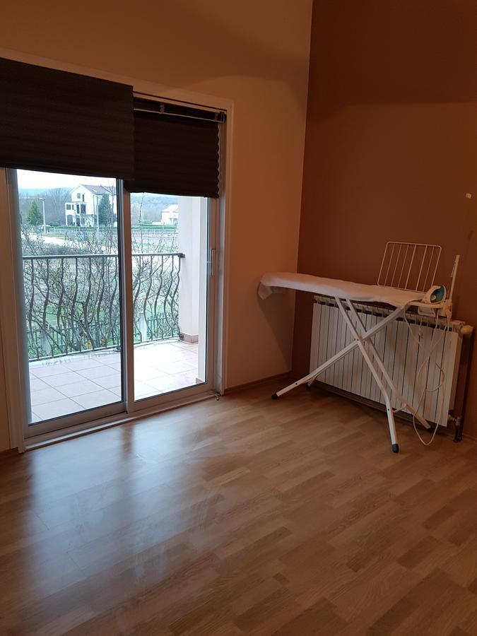 Guest House Kravica Любушки Екстер'єр фото
