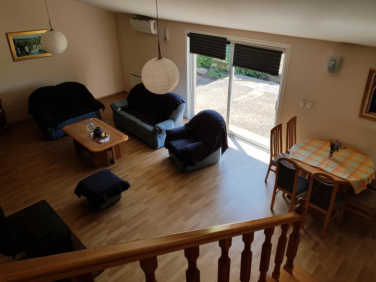 Guest House Kravica Любушки Екстер'єр фото