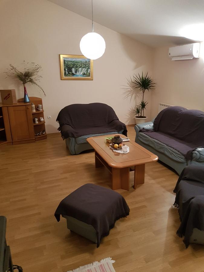 Guest House Kravica Любушки Екстер'єр фото
