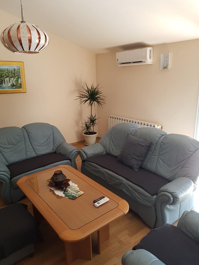 Guest House Kravica Любушки Екстер'єр фото