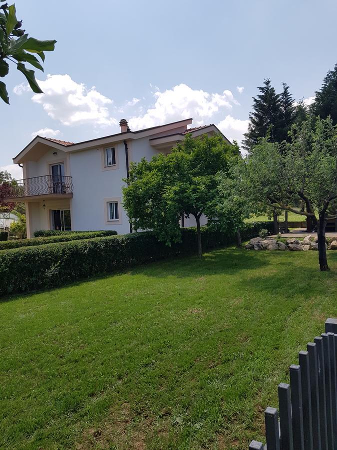Guest House Kravica Любушки Екстер'єр фото