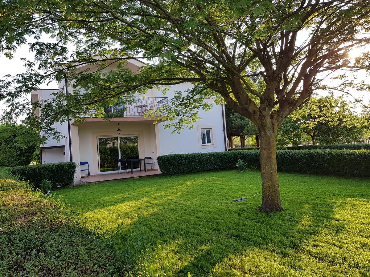 Guest House Kravica Любушки Екстер'єр фото