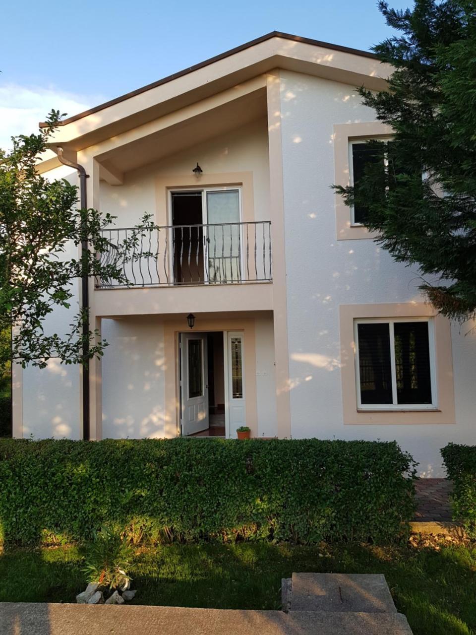 Guest House Kravica Любушки Екстер'єр фото